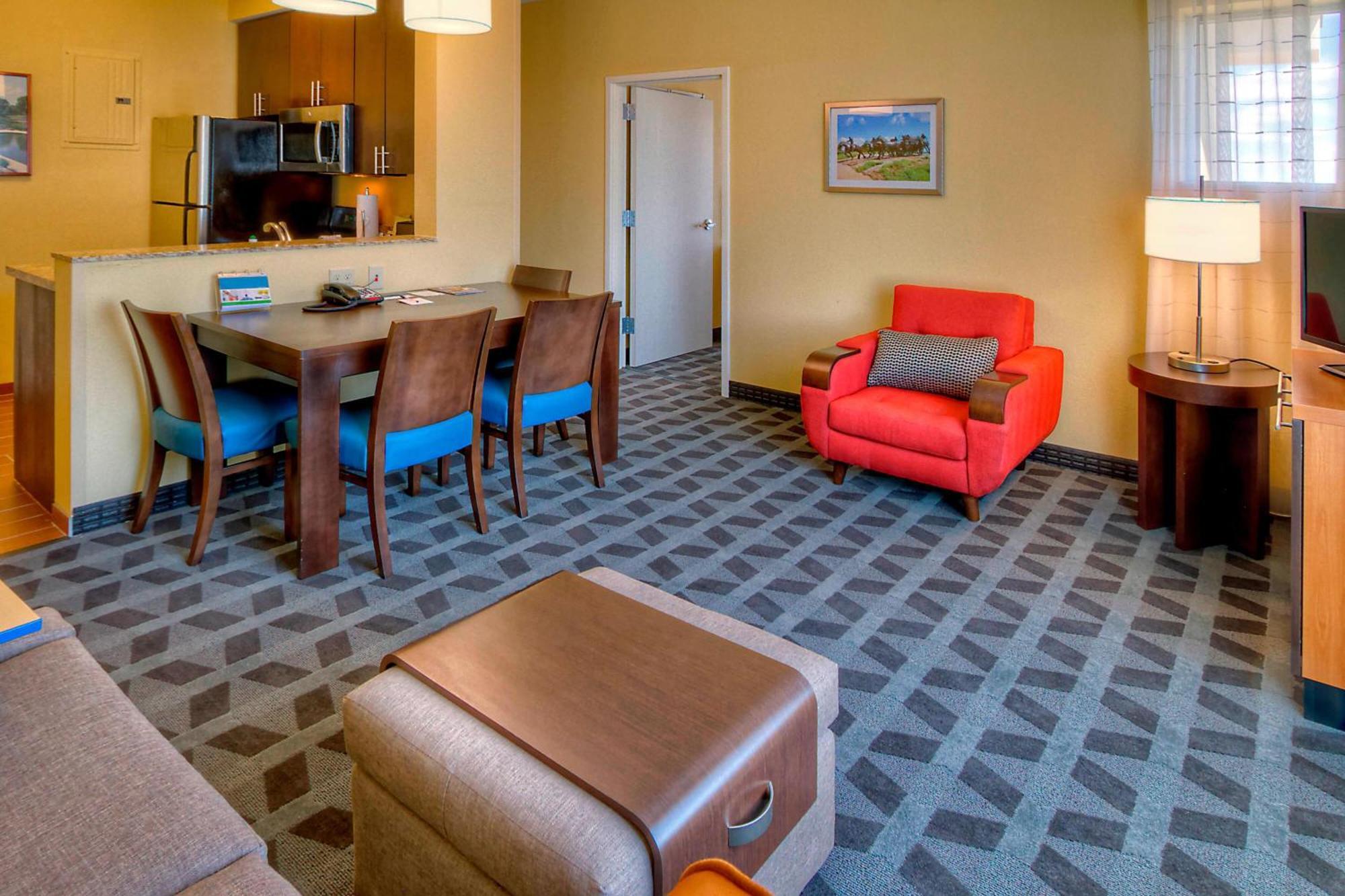 Towneplace Suites Oklahoma City Airport Exterior foto